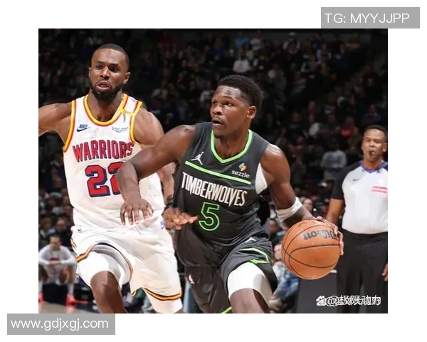 2020年森林狼与猛龙激战回顾精彩瞬间与赛季亮点分析